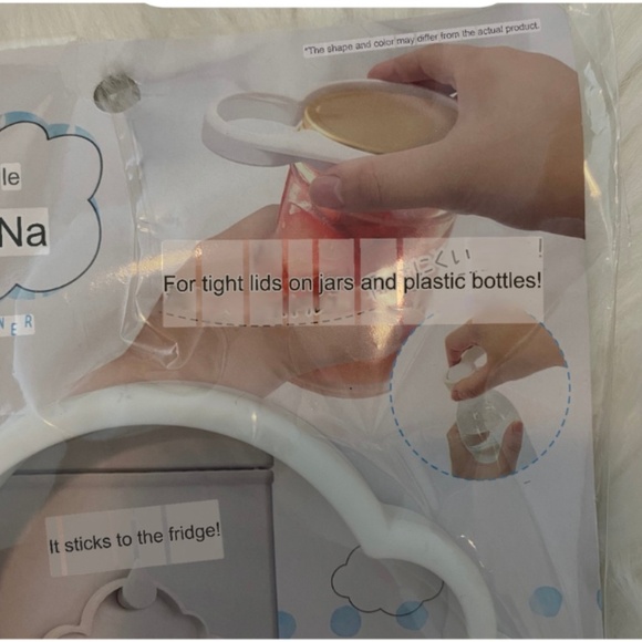 Cloud Kitchen Series Bottle Opener. Sticks To The Fridge. Cloud Shape. White. - Picture 6 of 8